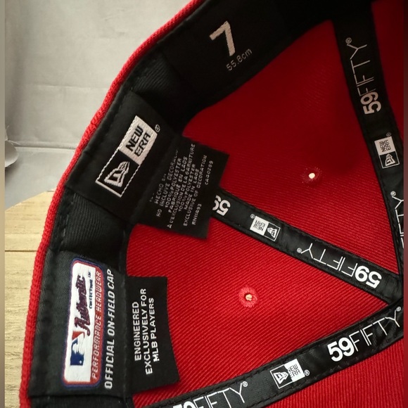 New Era 59Fifty Philadelphia Phillies World Series 2022 Fitted Hat Red Men’s 7 - Picture 5 of 6